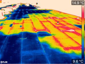 Infrared roof inspection Infrared Imaging Services LLC 2 300x225 - Wet insulation and trapped moisture is clearly visible in this infrared roof inspection - Infrared Imaging Services LLC